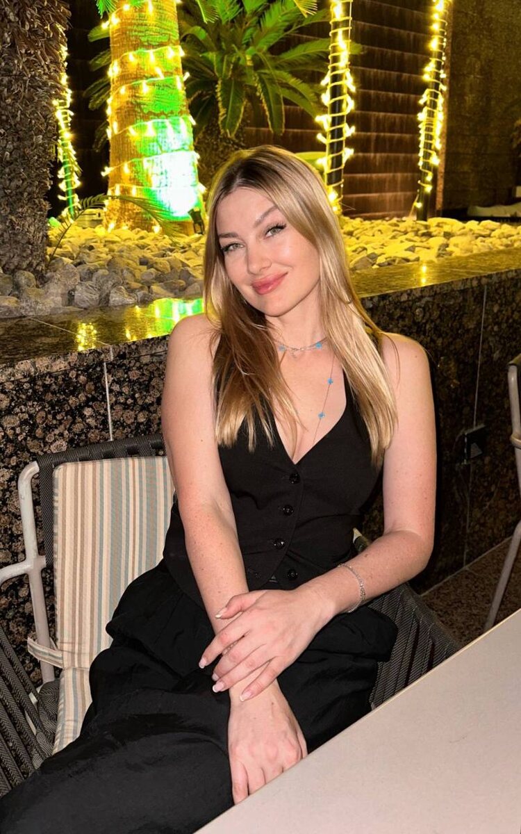 ЧТО ДАЁТ МАРАФОН ФОКУСИРОВКИ В "УСИЛЕНИИ"?
1️⃣ Ты возвращаешь контроль над своей энергией.
Каждый день ты учишься направлять внимание на главное, отключая лишний шум.
2️⃣ Ты видишь результаты быстрее.
Когда ты сосредоточена, всё начинает происходить в разы быстрее.
3️⃣ Ты входишь в поток.
Фокусировка даёт состояние, когда всё идёт легко: цели достигаются, энергия растёт, мечты сбываются.

ПОЧЕМУ СЕЙЧАС?
Марафон уже начался, но ты ещё можешь присоединиться!
Каждый день участницы делятся своими инсайтами, результатами, и это невероятно вдохновляет.
И помни: вступая в "Усиление", ты получаешь не только доступ к марафону, но и мощное пространство, где твои мечты начинают работать на тебя.
Это не просто чат. Это точка силы, где меняется всё.

ГОТОВА ВЕРНУТЬ СВОЙ ФОКУС?
💬 Напиши: На что ты чаще всего отвлекаешься, и что ты хочешь изменить прямо сейчас?
👉 Вступай в "Усиление" за 1490₽ в месяц и присоединяйся к марафону фокусировки:

https://alexaonik.com/telegram

Направь свою энергию на то, что действительно важно. И увидишь, как быстро меняется твоя жизнь. 🚀✨