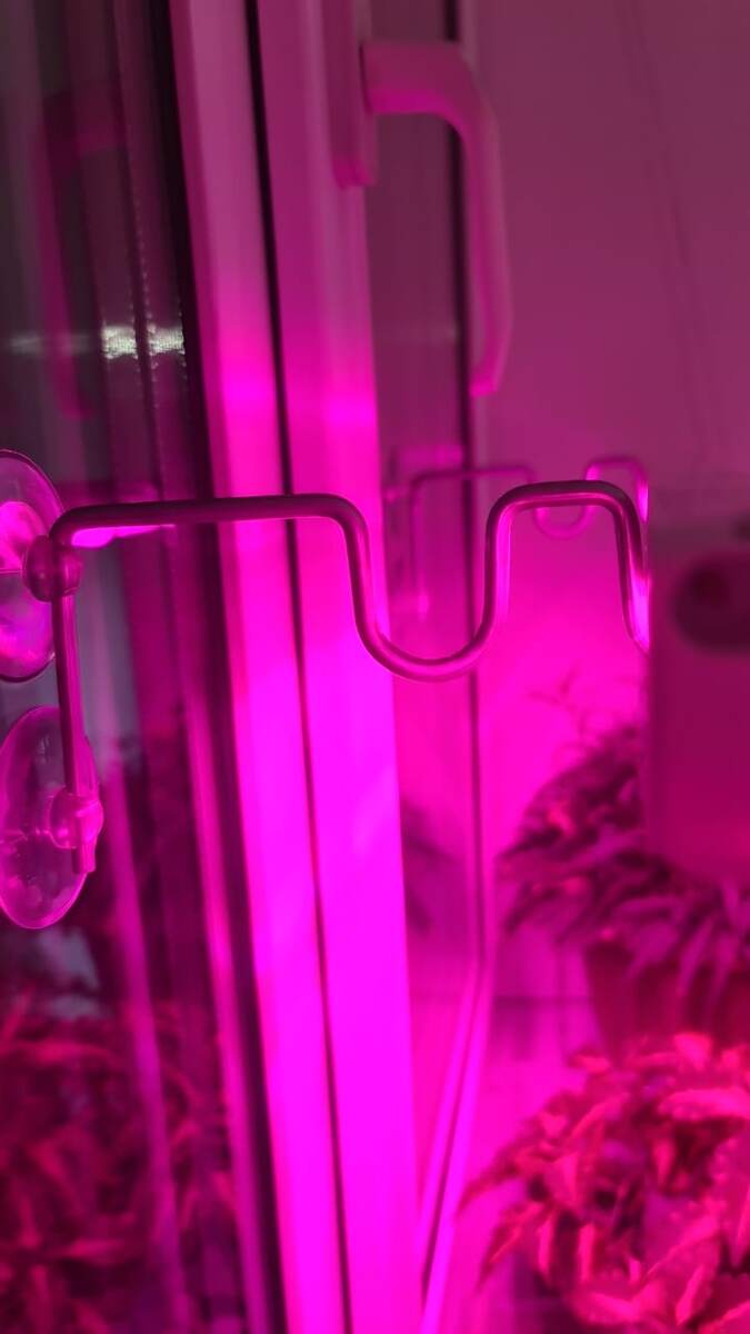 Вид сбоку на крепления