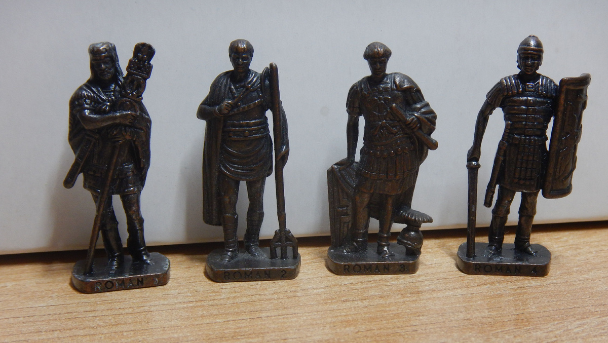 Весь набор Römer um 100-300 n. SCANE. Вид спереди. Фото из личной коллекции.