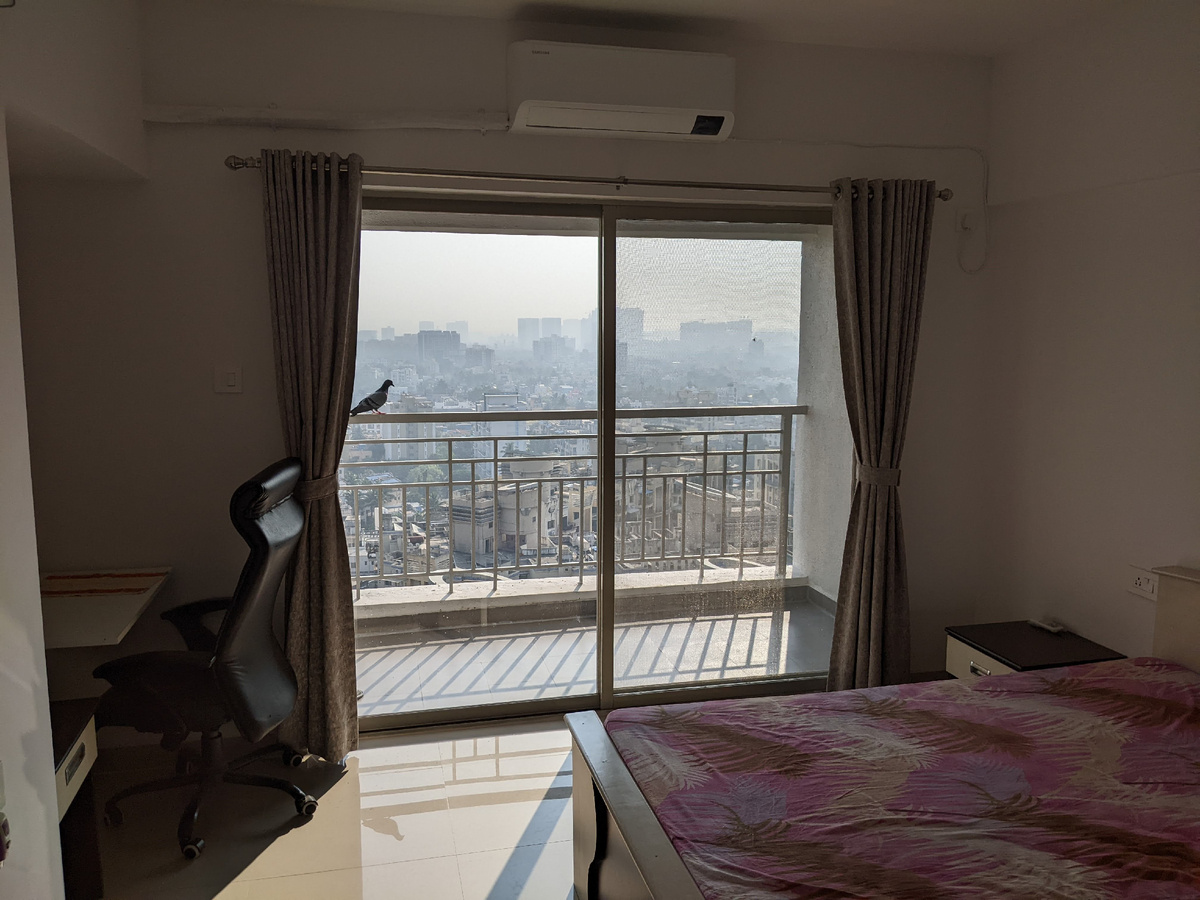 Вид на город из нашей съемной 2 BHK квартиры