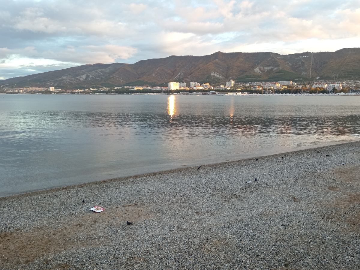 Перед закатом, Чёрное море, Геленджик, пляж, ноябрь. 