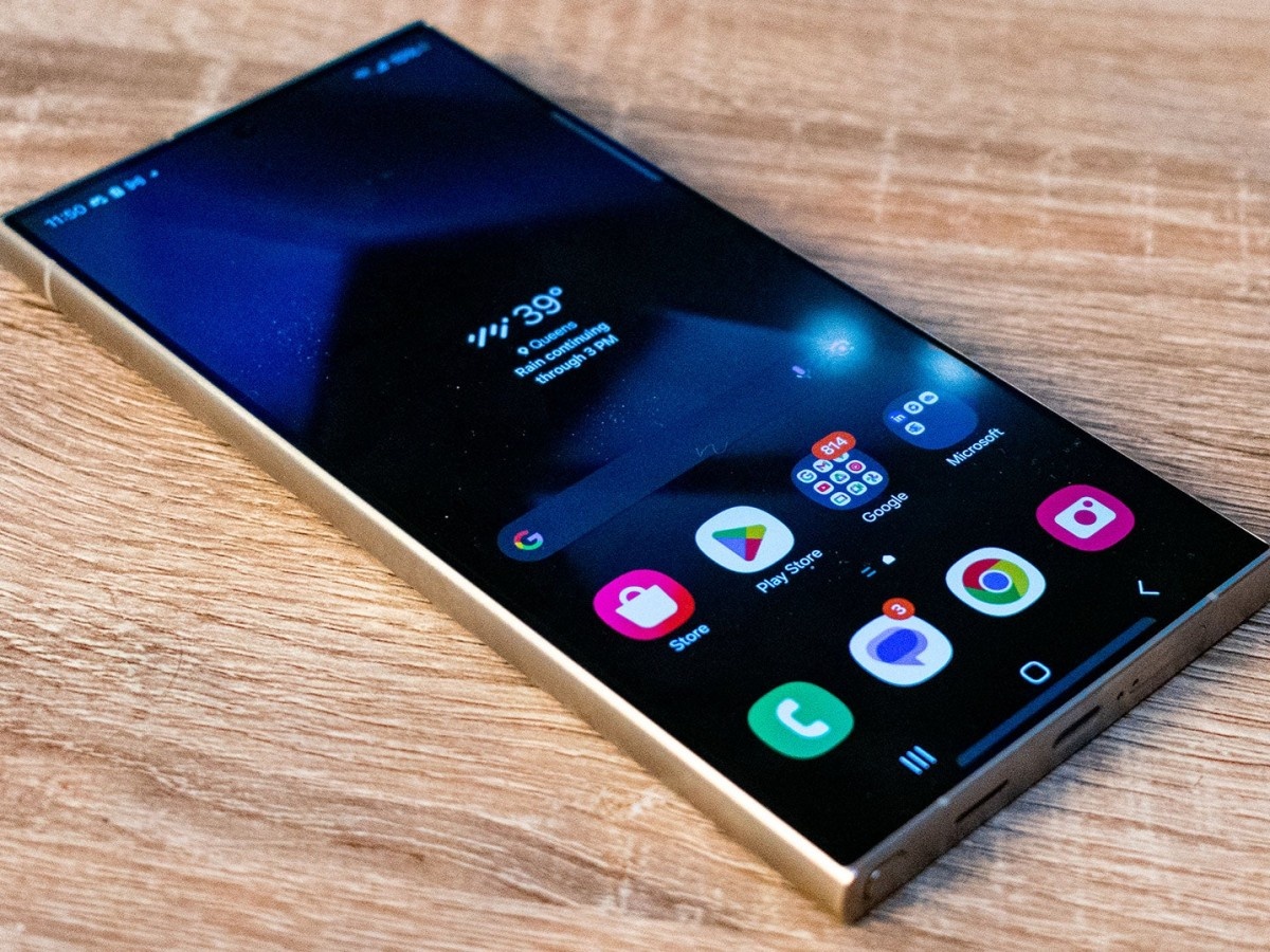    Макет Samsung Galaxy S25 Ultra показали вживую