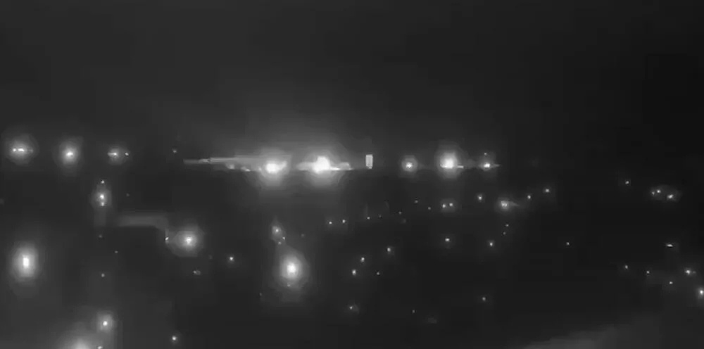     Скан с видео боевого применения ракеты «Орешник» на Украине / Кадр видео удара "Орешником" по Днепропетровску