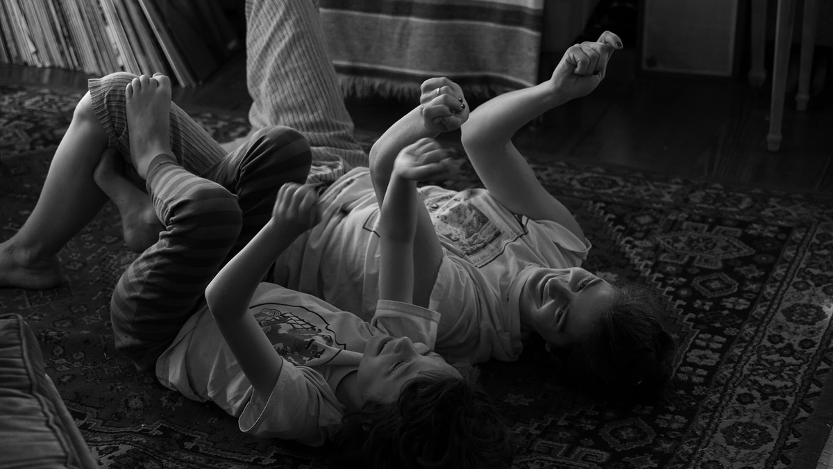 Кадр из фильма "Камон Камон"