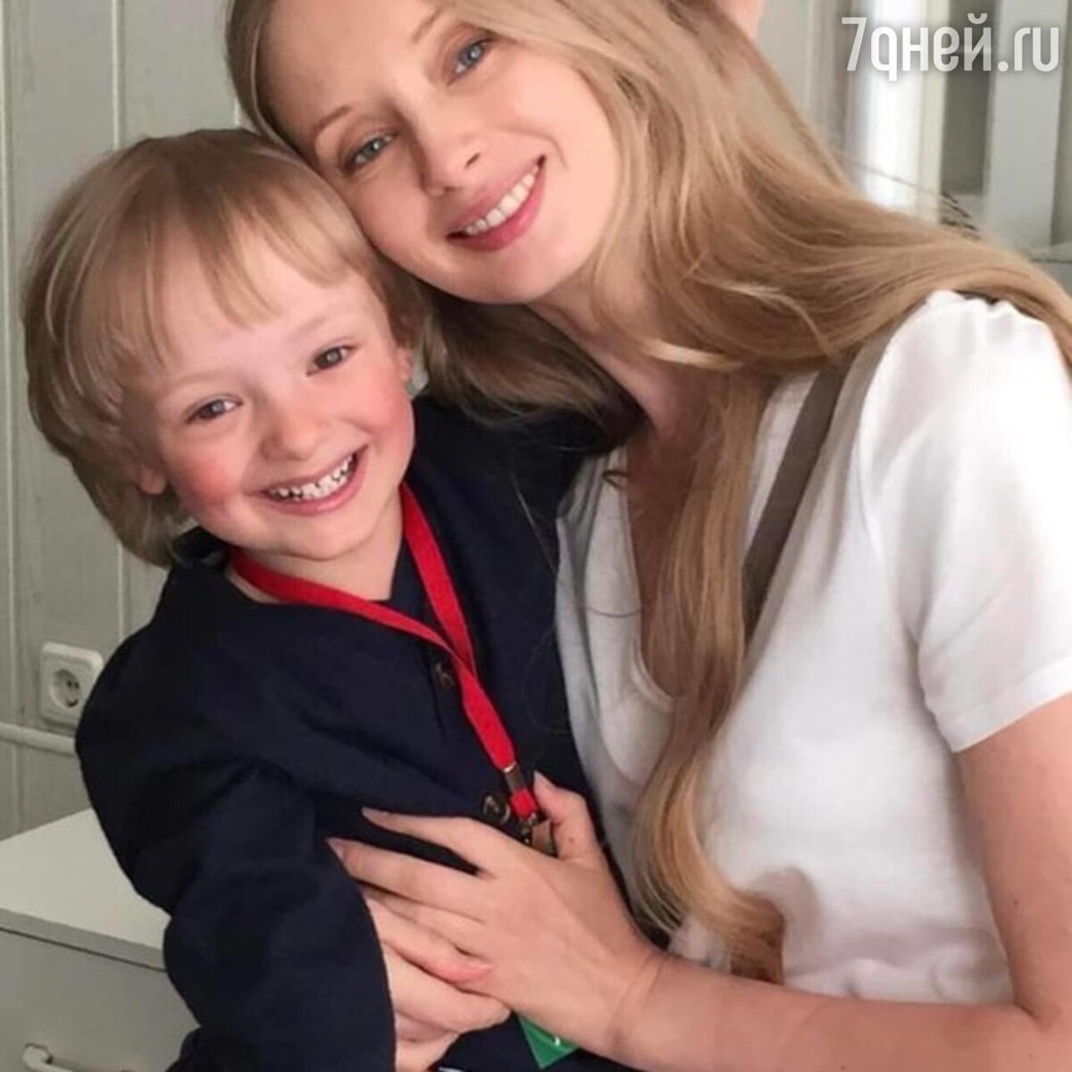    Марина Коташенко с сыном Александром Социальные сети