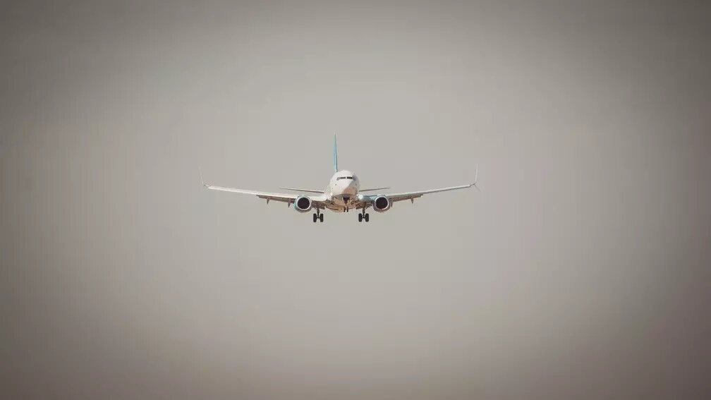 Только не «Сухой-SSJ»: отчего российским звездам на Суперджетах не летается? Источник: 1MI