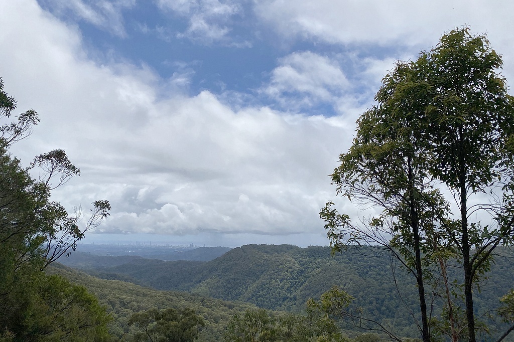 Вид со смотровой площадки на океан и Голд Кост, Квинсленд, Австралия, здесь и далее - фото из домашнего архива