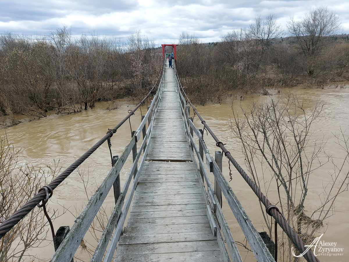 фото из интернета висячий мост - кладка