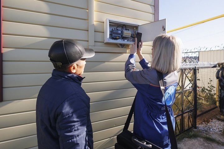 Объемы потребления электрической энергии по стандартному тарифу ограничили 3 900 кВт·ч в месяц. предоставлено пресс-службой АО "Сетевая компания"