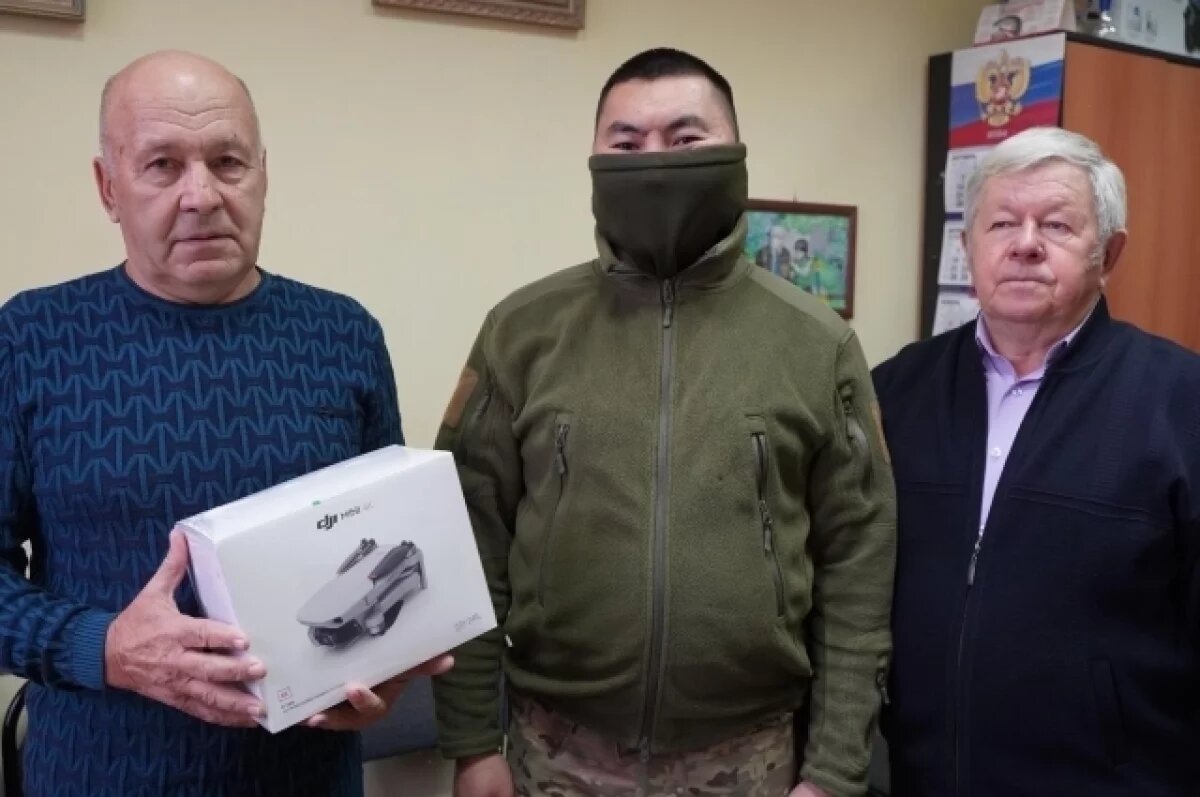    Пенсионеры из Бузулука приобрели и передали квадрокоптер для бойцов СВО