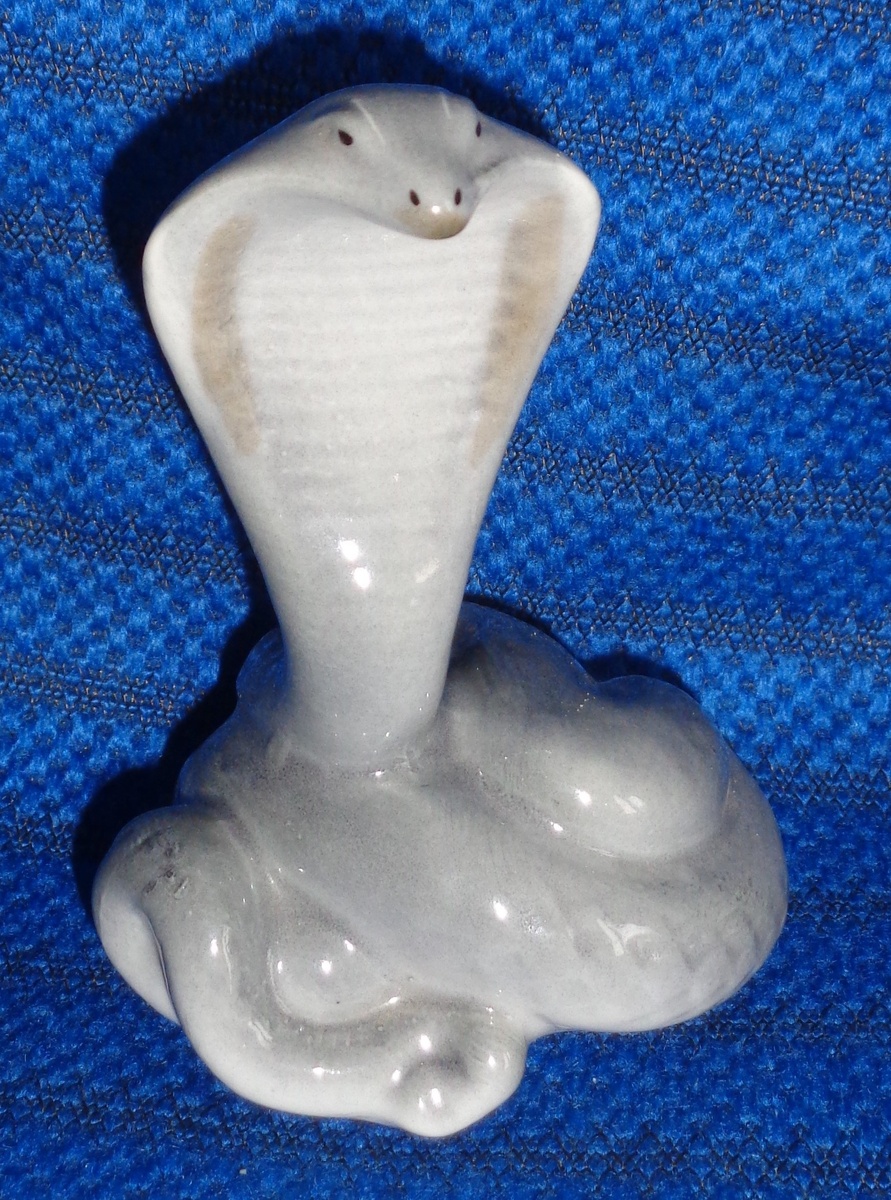 "Кобра", ЛФЗ, 1980-е годы. Автор: М.А.Сорокин.