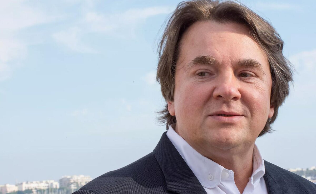 Константин Эрнст