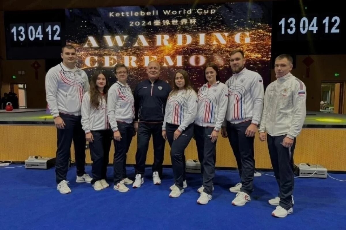    Десять «золотых» медалей привезли калужские гиревики с Кубка мира