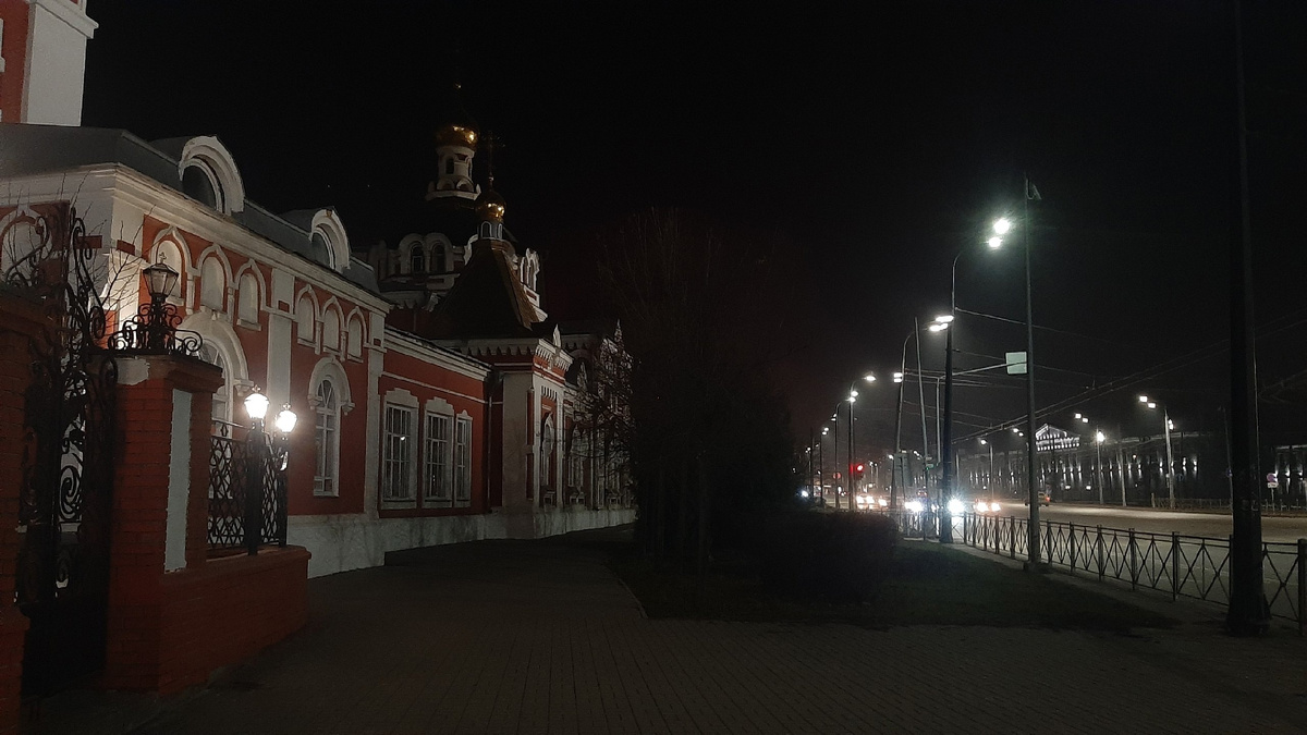 Вечерняя улица, по которой шла (Карла Маркса)