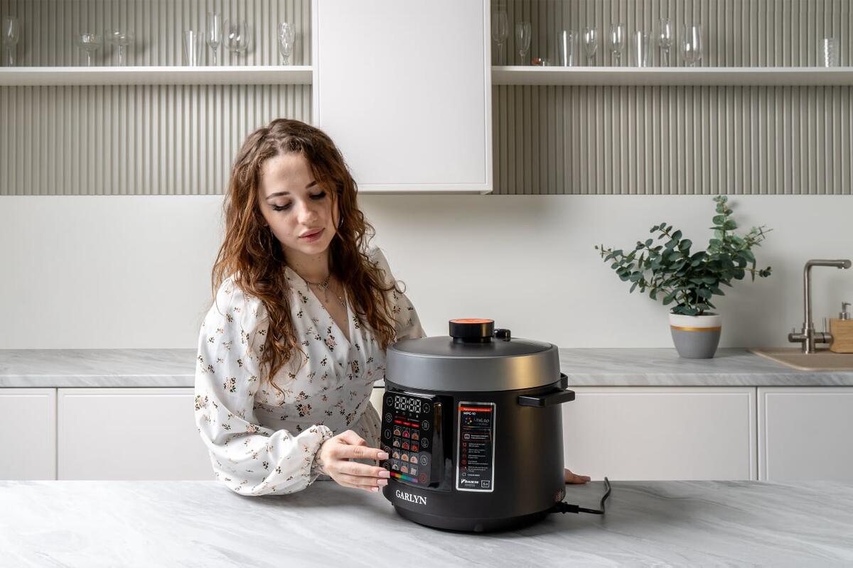 Ваш ускоритель: мультиварка-скороварка Garlyn MPC-10