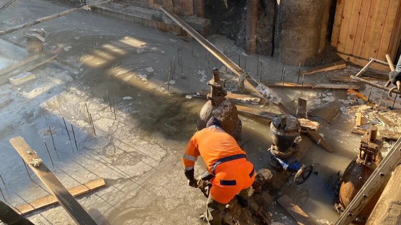     Коммунальная авария. vk.com/rvk_brn