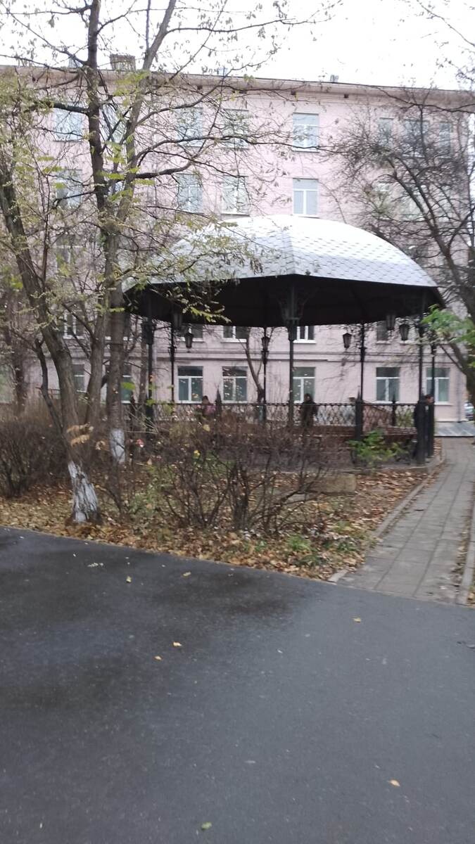 "Курилка" на территории #кгб 