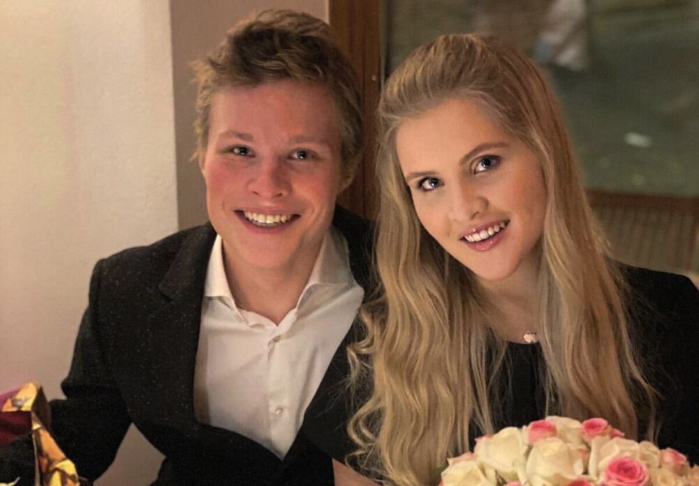 23 ноября, 24 года назад появились на свет Фрол и Устинья