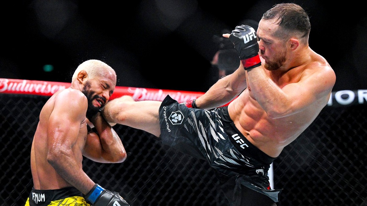     Дейвисон Фигередо – Петр Ян