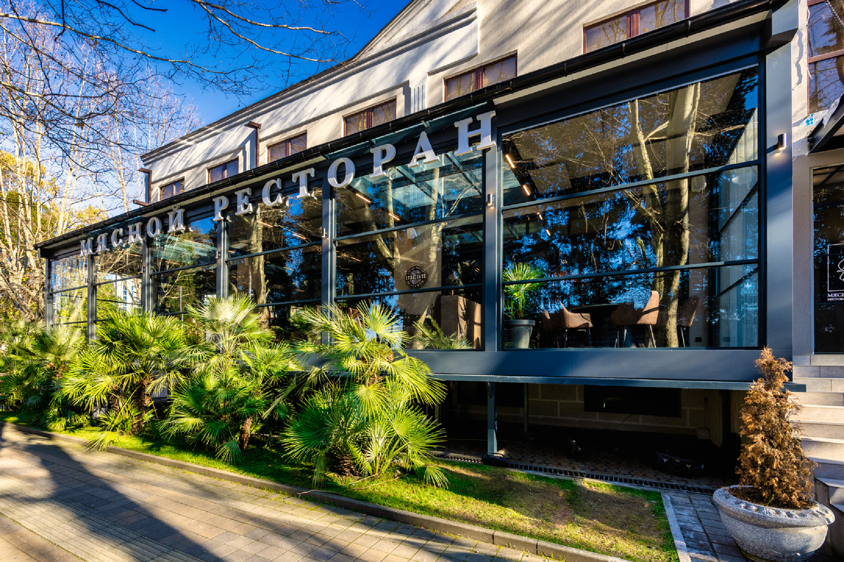 Фасад ресторана 