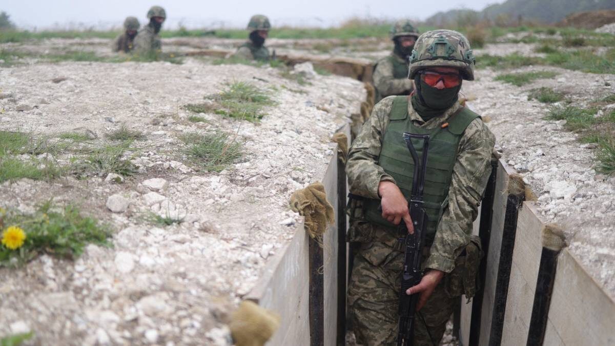    Учения украинских военнослужащих Operation Interflex в Великобритании / Фото: NEIL HALL / EPA / ТАСС