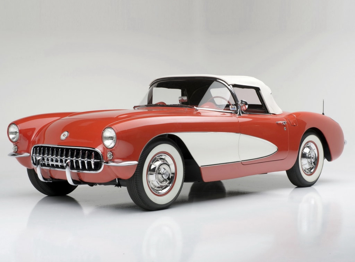Chevrolet Corvette (1953-настоящее время)
Производитель: Chevrolet
Тип: Спортивный автомобиль
Двигатель: V8
Мощность: От 195 до 495 л.с. в зависимости от модели
Максимальная скорость: 250 км/ч