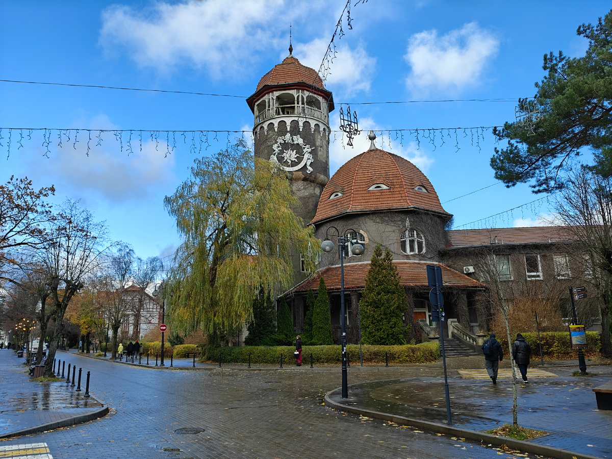 Сохранилось немало зданий этого старого прусского курорта
