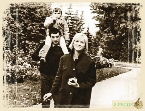 Галина Польских и Фаик Гасанов с дочерью