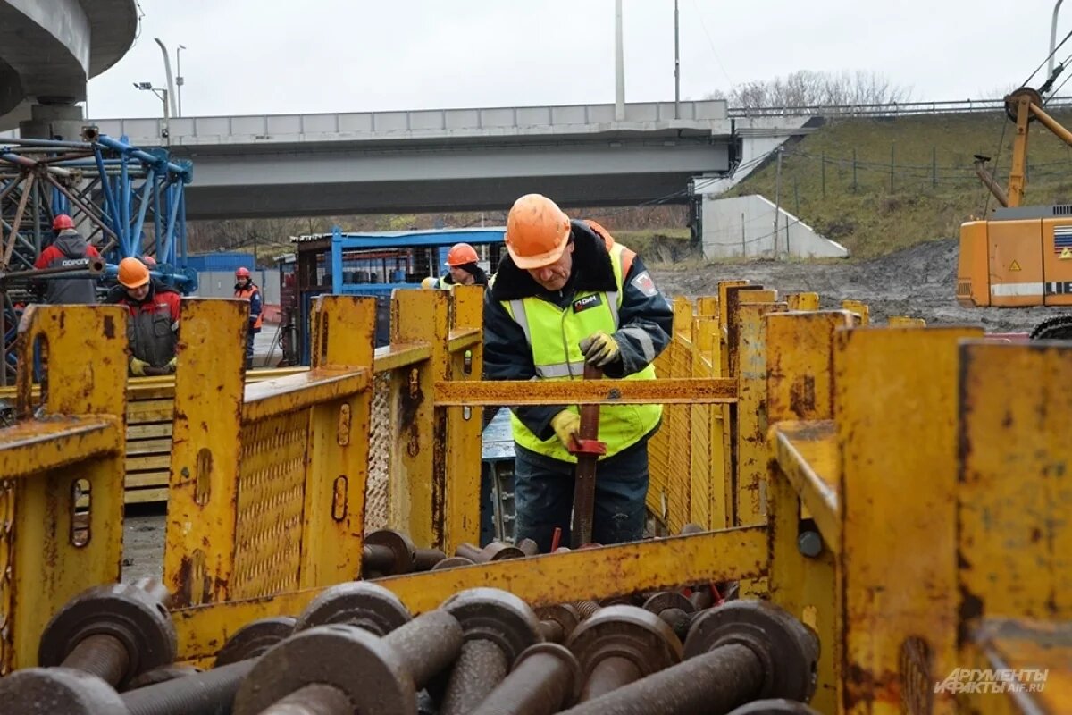    В Екатеринбурге озвучили больные темы промышленного строительства в РФ