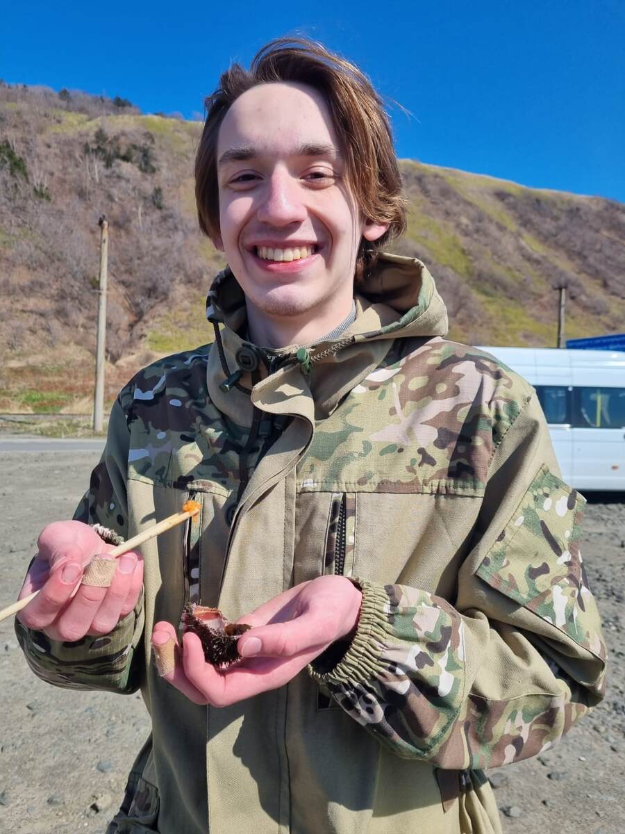 Витя в путешествии от БЧП. Сахалин и Курильские острова