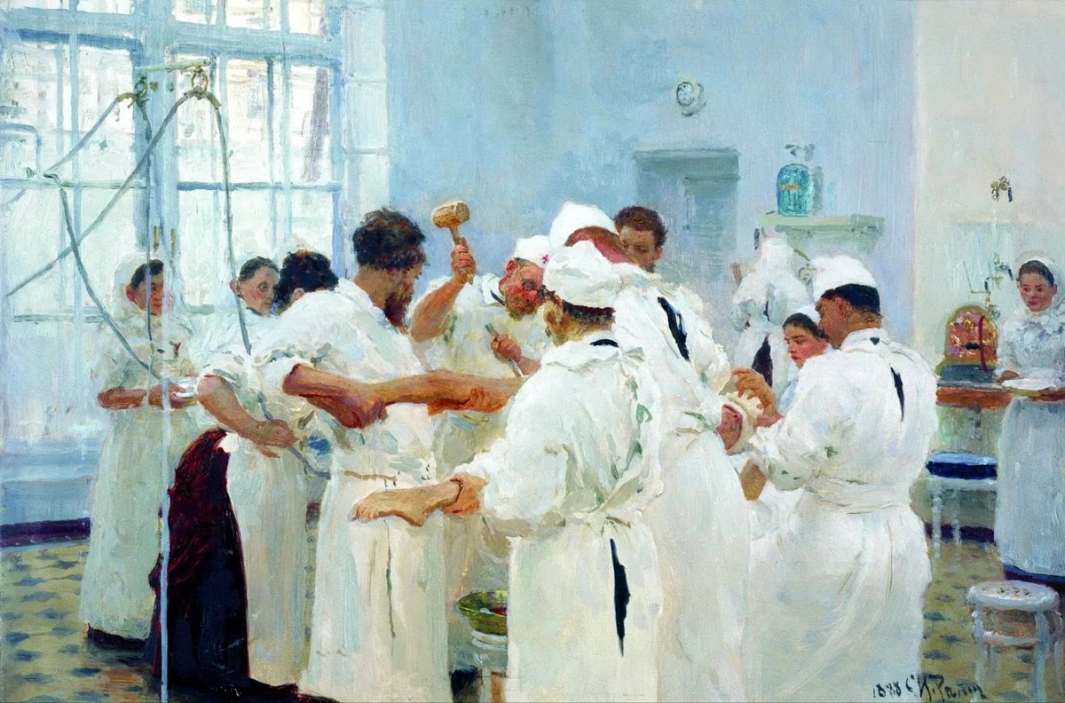 Хирург Е. В. Павлов в операционном зале