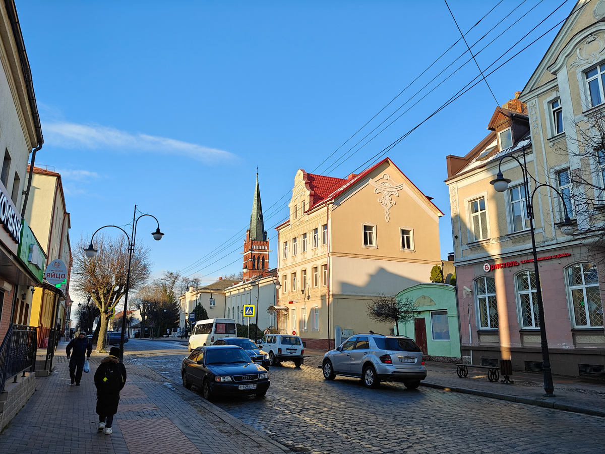 Черняховск. Обилие булыжного мощения в городе впечатляет. 