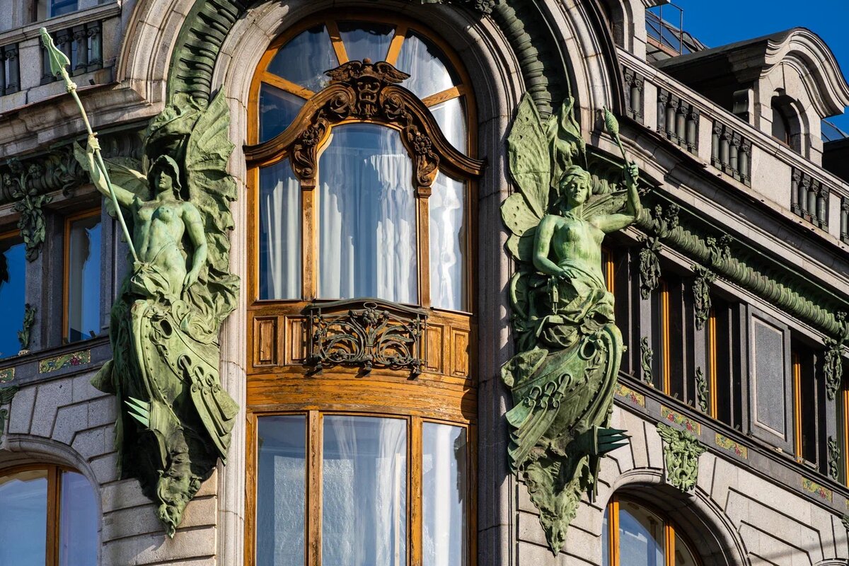 Скульптуры валькирий