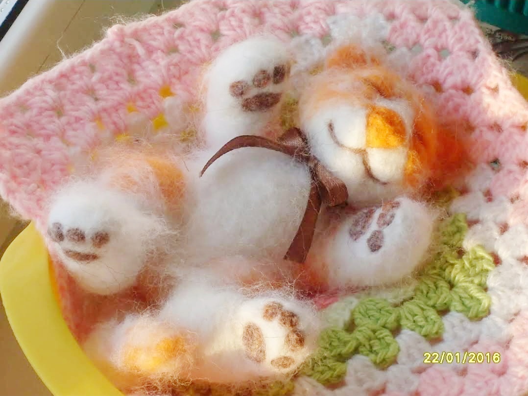 Котик создан методом сухого валяния