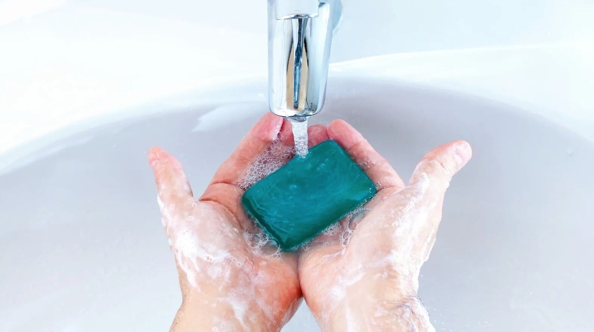    Мыло по-разному реагирует на мягкую и жесткую воду. Источник изображения: reddit.com