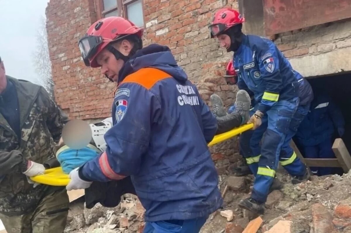    Работающая пенсионерка упала с 5-метровой высоты на стройке в Ижевске