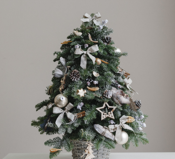 впереди у многих большие траты на подарки и сувениры