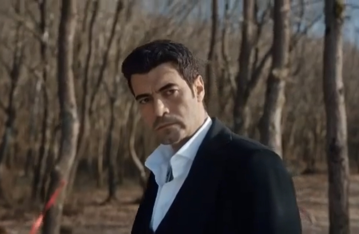 Кадр из сериала.