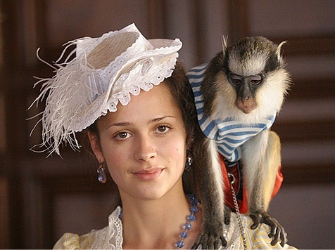 Актриса в образе Соньки 