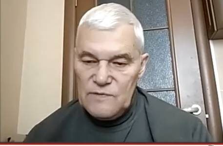   Константин Сивков. Фото: стоп-кадр видео на портале "Свободная пресса"