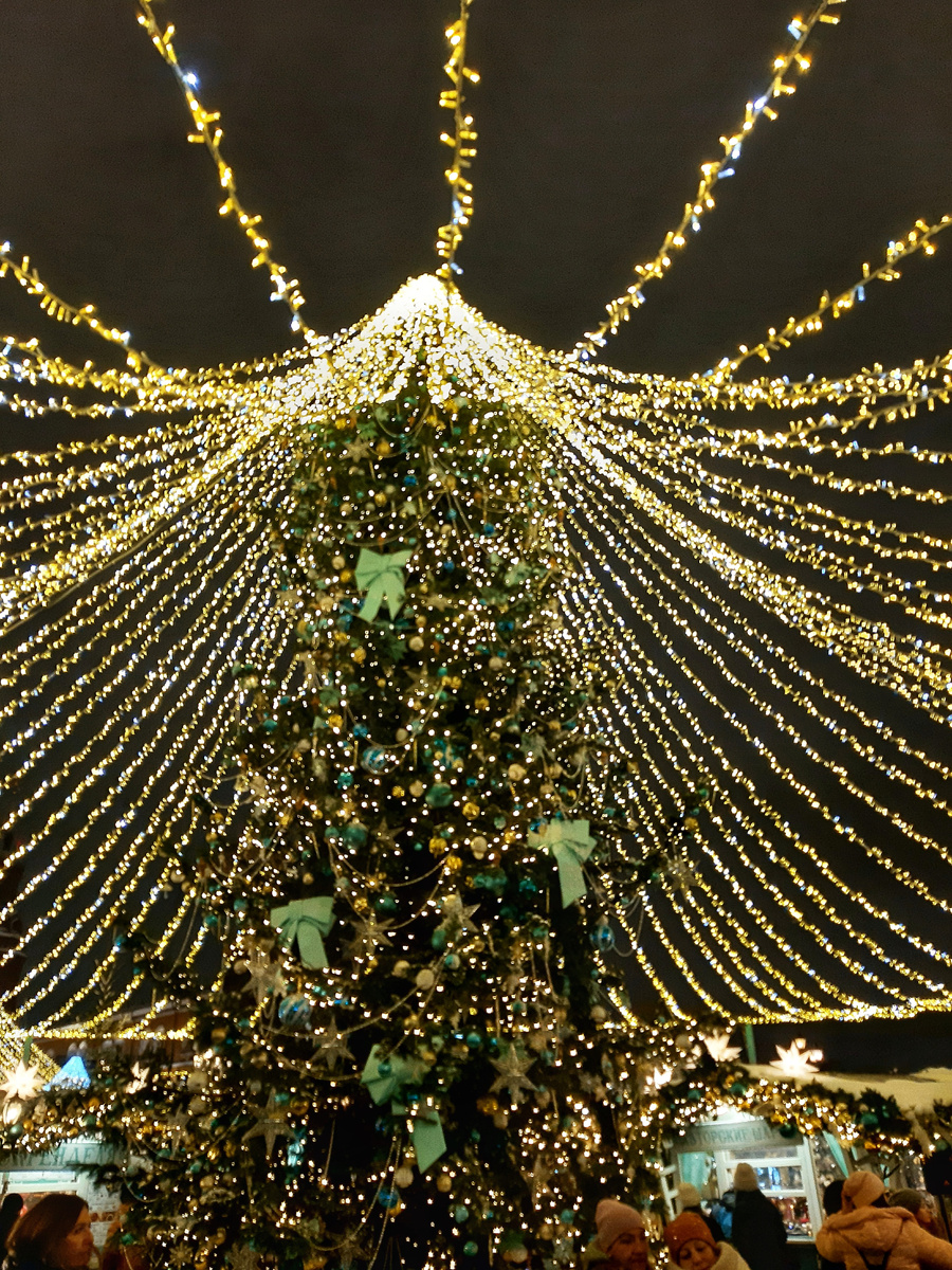 Манежная площадь. Москва. 2024 год.