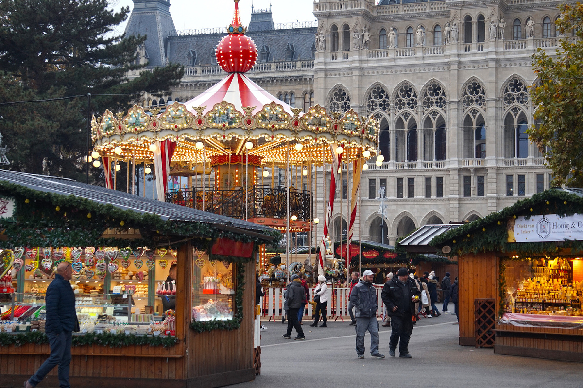 Рождественская ярмарка в Вене. Фото автора