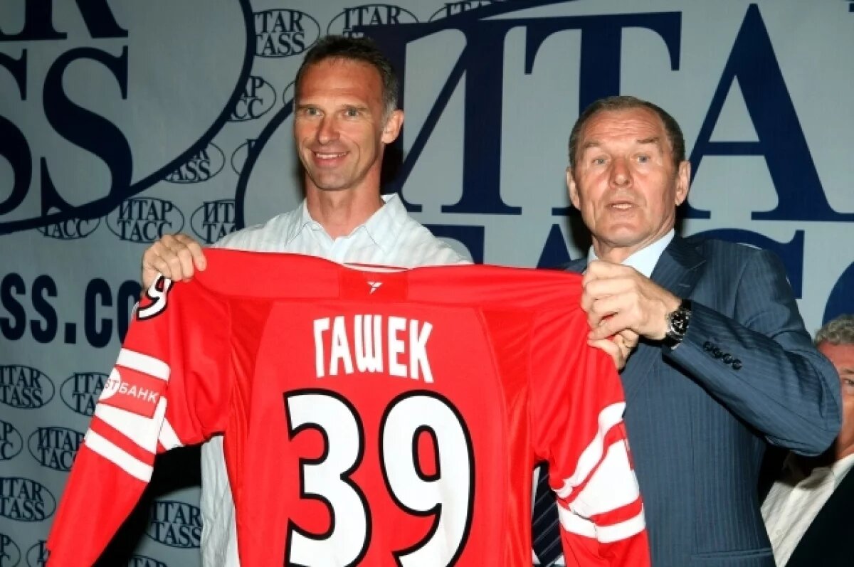    Гашек раскритиковал НХЛ за возможное проведение «Вечера русского наследия»