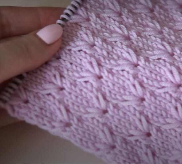    Лепестки от Людмилы Ильиных   
Источник: Скриншот из видео