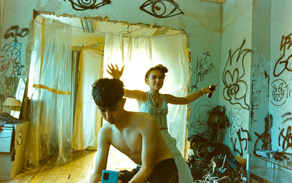    «Птица»: 5 причин увидеть социальную сказку из Канн с Барри Кеоганом (фото 1)