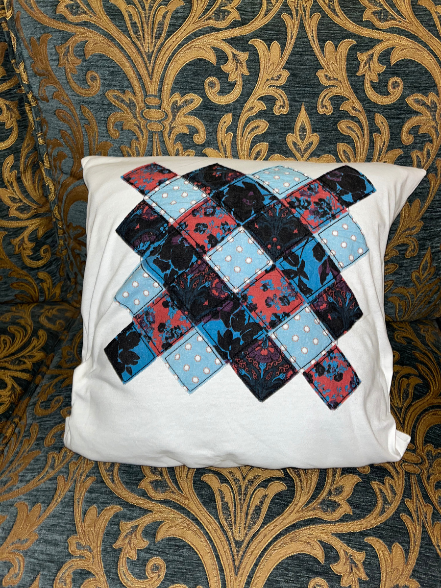 И вот такая наволочка из футболки 😃