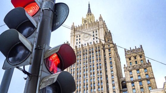    Россия ввела санкции против 30 граждан Великобритании, в том числе министров Роман Захаров