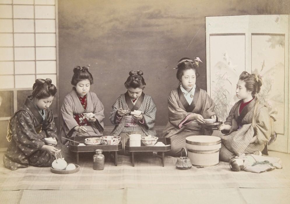 Это самобытно, интересно, этнично. Но... неудобно. 