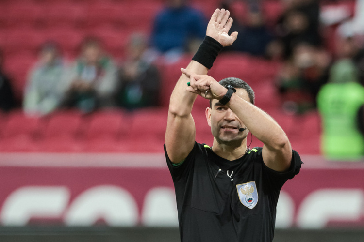    «Предлагаю всем сегодня же перестать финансировать этот сектор».   
Фото: «БИЗНЕС Online»