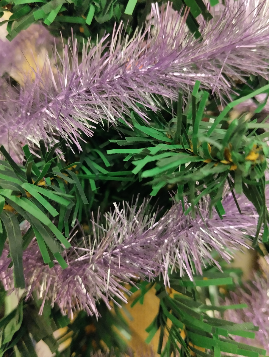                             Рисунок 2 - хвоя из ПВХ